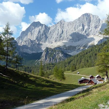 Haus Berghild Apartment Ramsau am Dachstein Bagian luar foto
